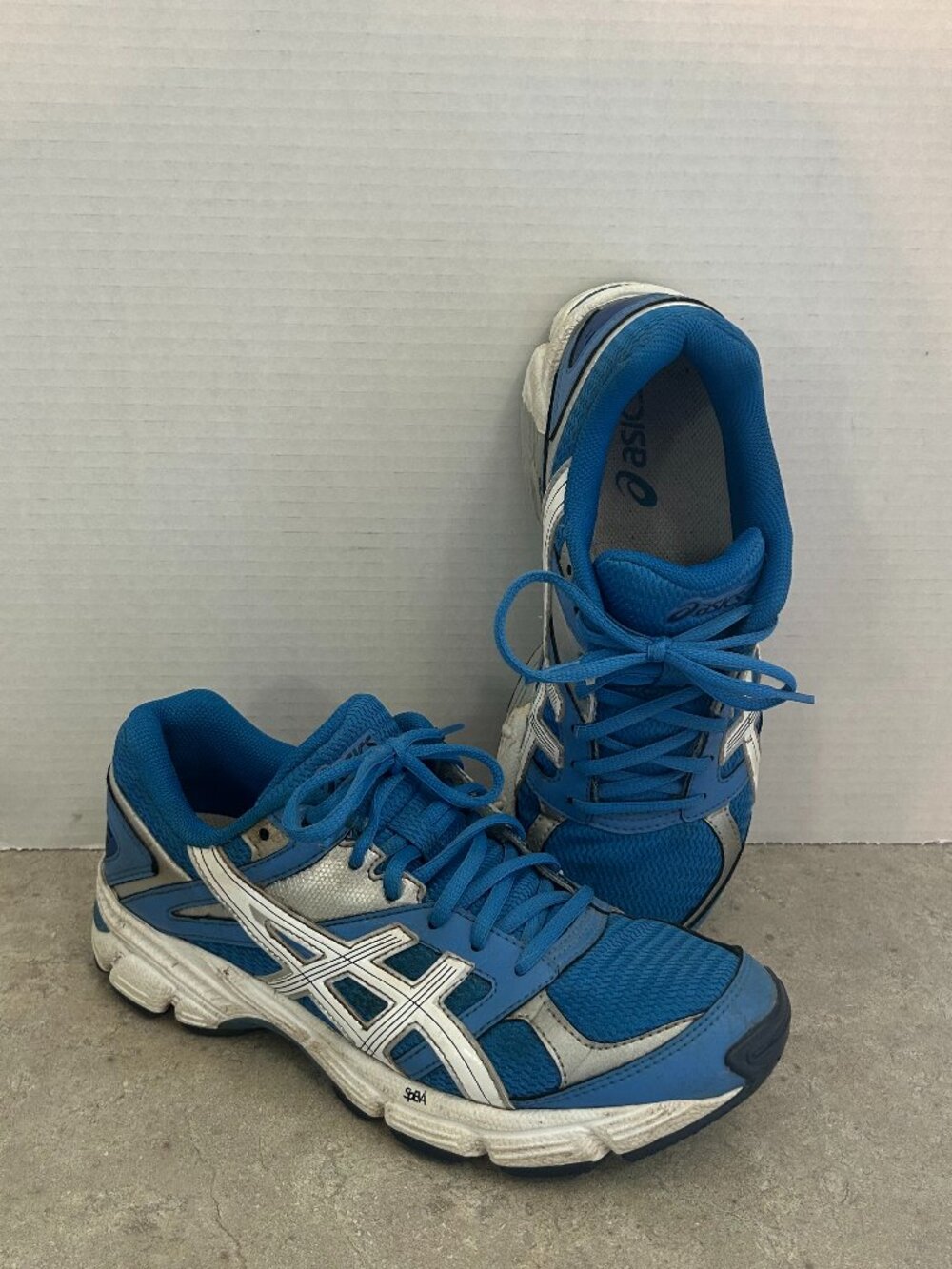 ASICS Gel-Isota 190 Trainer Running Shoe